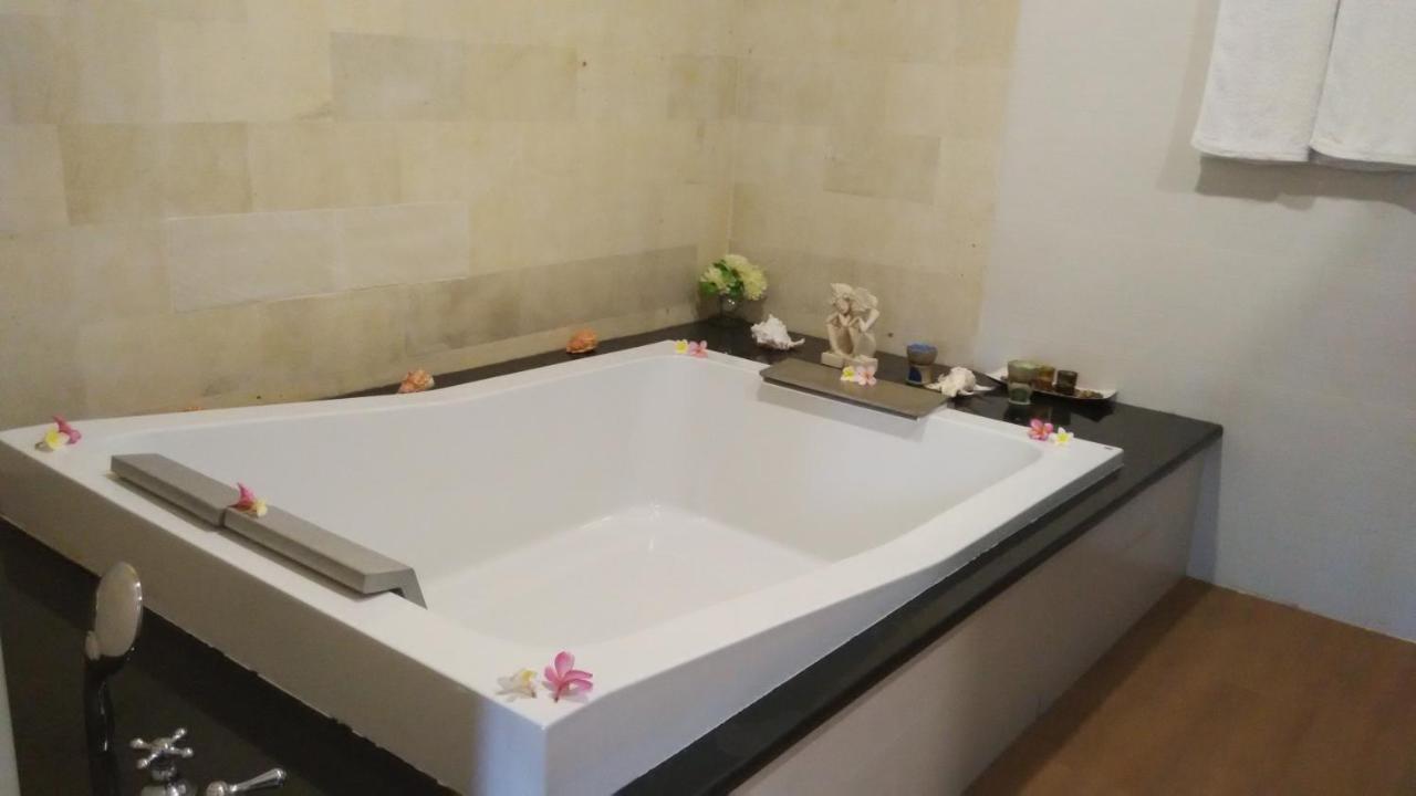 فندق إيلام لوفينا المظهر الخارجي الصورة